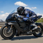 Yamaha R1 Race 2025