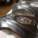 BMW M 1000RR WSBK Champion Edition 2024 to replika zwycięskiego motocykla Topraka Razgatlioglu, która powstanie w limitowanej serii 54 sztuk.