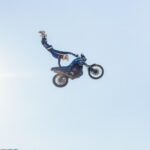 Jeremy Rouanet wykonał pierwszy na świecie backflip na Yamaha Tenere!