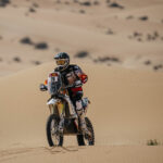 Konrad Dąbrowski w pełnej gotowości wystartuje w Abu Dhabi Desert Challenge 2025