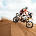 Konrad Dąbrowski w pełnej gotowości wystartuje w Abu Dhabi Desert Challenge 2025