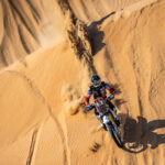 Konrad Dąbrowski w pełnej gotowości wystartuje w Abu Dhabi Desert Challenge 2025