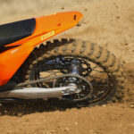 Pirelli SCORPION MX32 MID SOFT to najnowszy członek legendarnej rodziny opon motocrossowych.