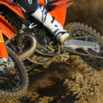 Pirelli SCORPION MX32 MID SOFT to najnowszy członek legendarnej rodziny opon motocrossowych.