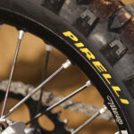 Pirelli SCORPION MX32 MID SOFT to najnowszy członek legendarnej rodziny opon motocrossowych.