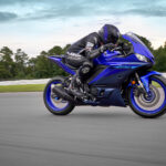 Yamaha R3 2024