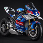 Panigale V4 Tricolore Italia, to limitowana do 163 egzemplarzy wersja, upamiętniająca zwycięstwo w GP Włoch 2024, na torze Mugello.