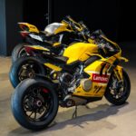 W salonie Ducati Toruń dostępne są trzy, limitowane i super rzadkie repliki wyścigowych Panigale V4.