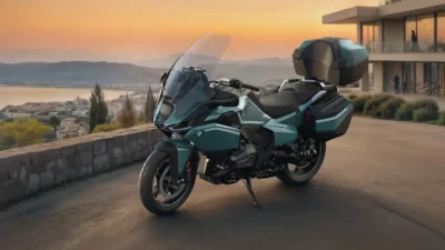BMW pokazało nowego, flagowego boksera R 1300 RT.