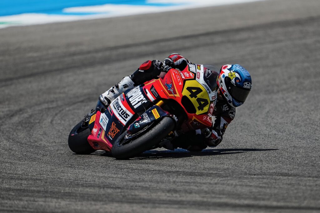 Milan Pawelec startuje z dziką kartą w serii Moto2.