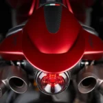 MV Agusta Superveloce 1000 Ago limitowane dzieło sztuki w hołdzie dla Giacomo Agostini.