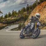 Suzuki GSX-8T i GSX-8TT to neo-klasyczna wersja Suzuki GSX-8S