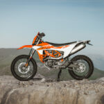 KTM 690 SMC R i Enduro R to najnowsze wcielenie legendarnych modeli napędzanych LC4.