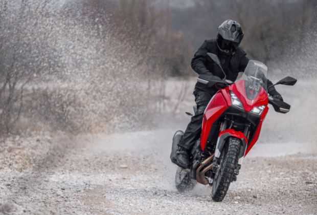 Moto Morini X-Cape 700 to świetna i przystępna cenowo propozycja na rynku motocykli ADV.