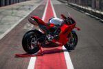 Ducati Panigale V4 R to zaawansowany motocykl wyścigowy z homologację drogową.