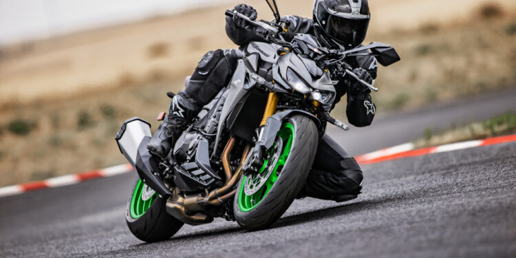 Kawasaki Z1100 2026, nowy supernaked z rodziny Z