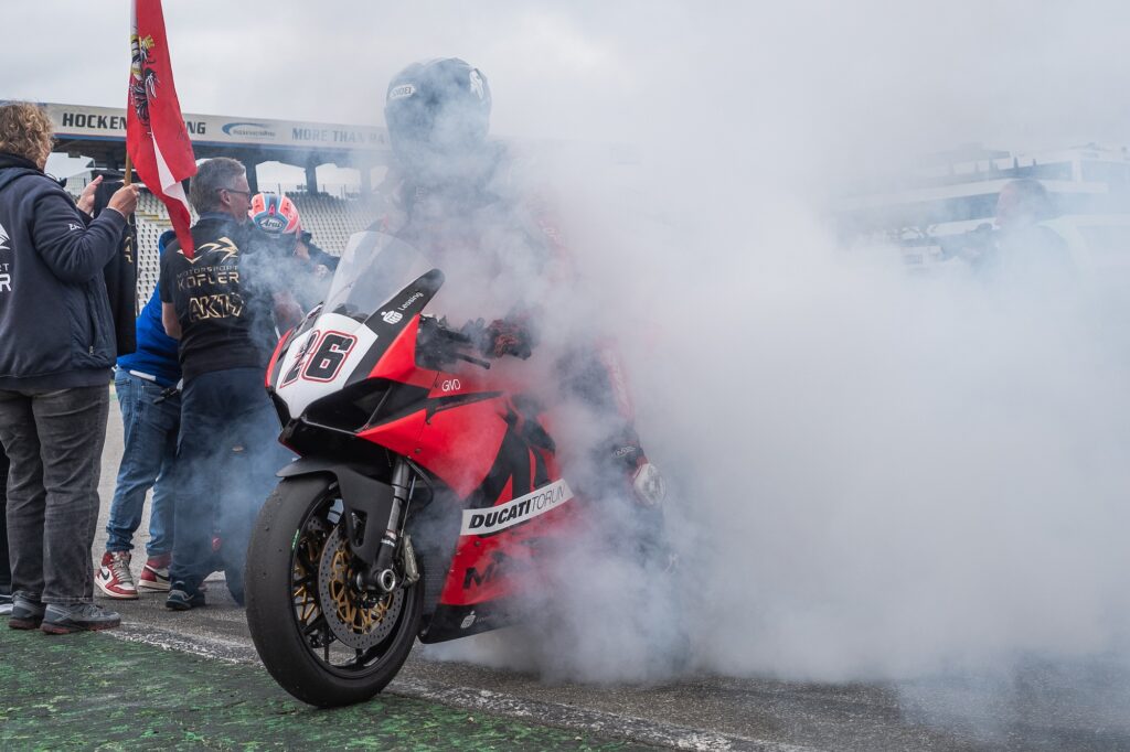 Daniel Blin z AF Racing Team 2-gim Vce Mistrzem IDM w klasie supersport.