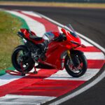 Ducati Panigale V4 R to zaawansowany motocykl wyścigowy z homologację drogową.
