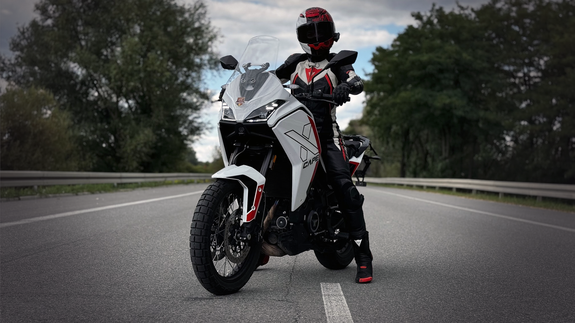 Moto Morini XCape 700 to fenomenalny ADV w świetnych pieniądzach.