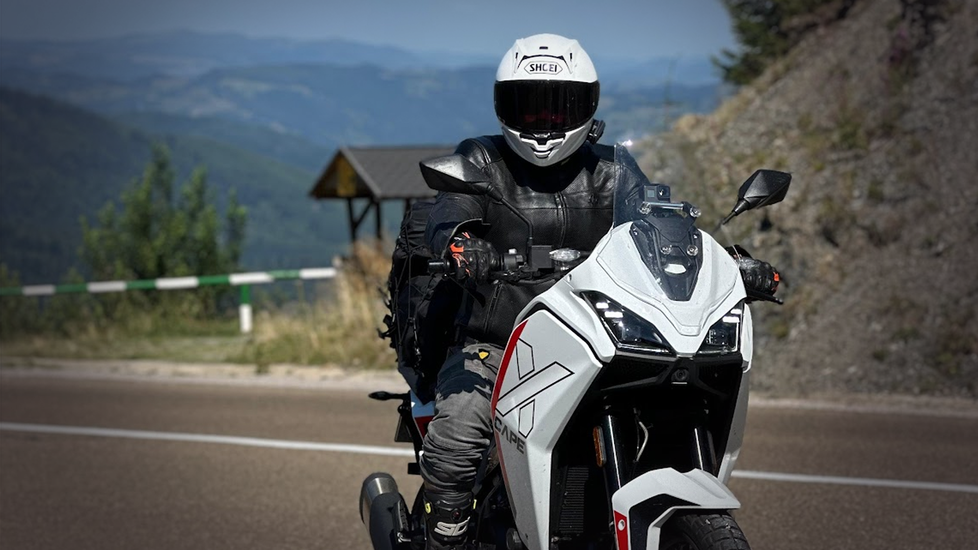 Moto Morini XCape 700 to fenomenalny ADV w świetnych pieniądzach.