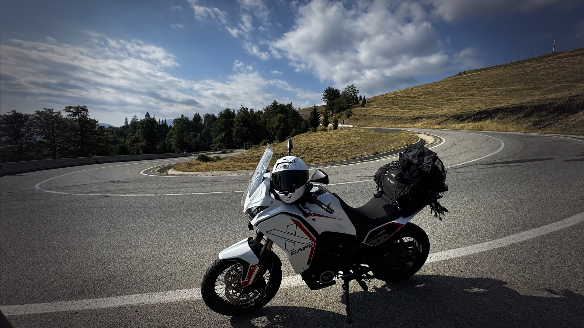 Moto Morini XCape 700 to fenomenalny ADV w świetnych pieniądzach.