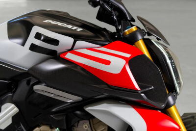 Ducati Diavel V4 RS to obecnie najszybciej przyśpieszający, seryjnie produkowany motocykl.