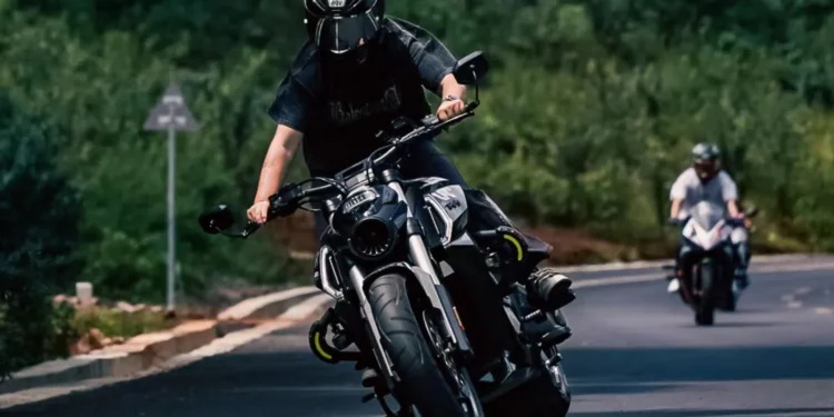 Benda pokazała ostatnio 3 nowe silniki własnej konstrukcji.