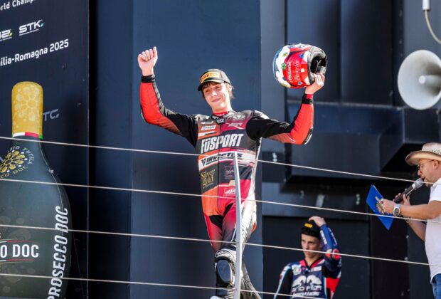 Milan Pawelec walczy o tytuł Mistrza Europy Moto2.