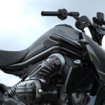 Benda P51 - 70-konna , miejska hybryda napędzana - między innymi, silnikiem bokser.