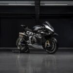 CF Moto V4 SR-RR chiński superbike na serio.