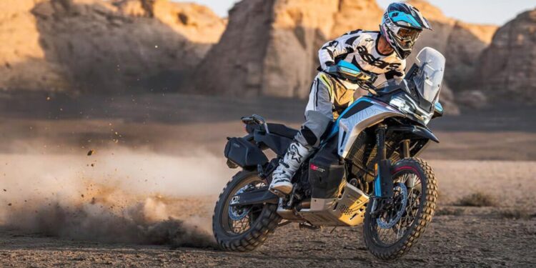 CF Moto 1000 MT-X nowy, chiński gracz w wyższej klasie ADV.