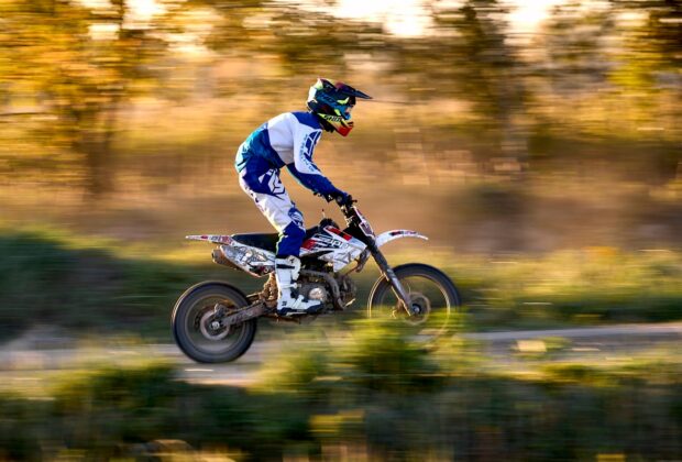 Jak być szybszym na motocrossie? Jak bezpiecznie progresować?