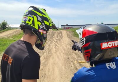 Motocross - dlaczego szybko męczymy się na torze?