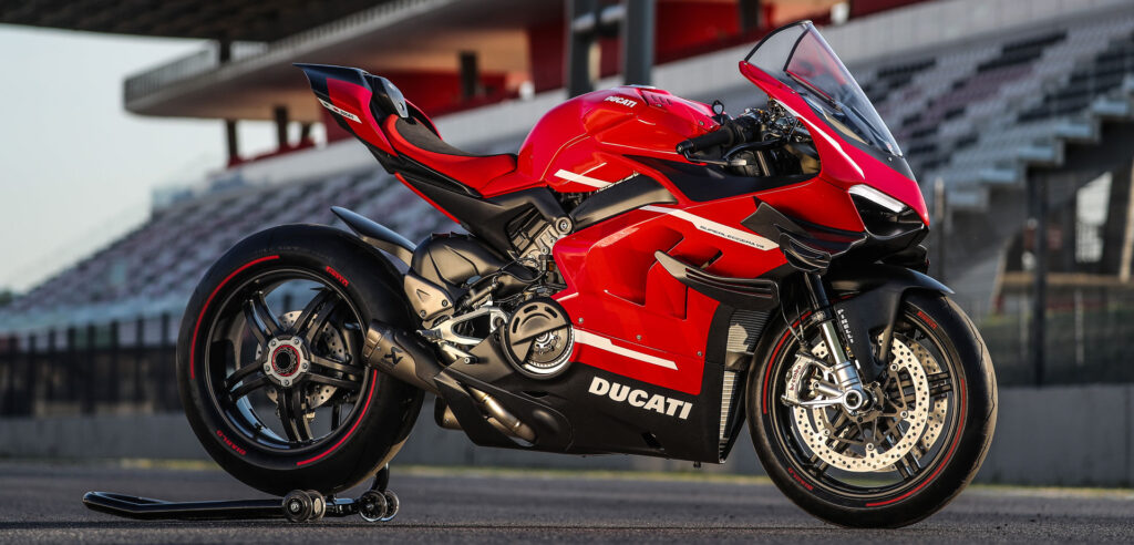 Zbliża się premiera Ducati Panigale Superleggera V4 Centenario.