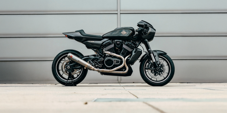 Harley Davidson RMCR udany koncept nakeda nawiązującego do historii