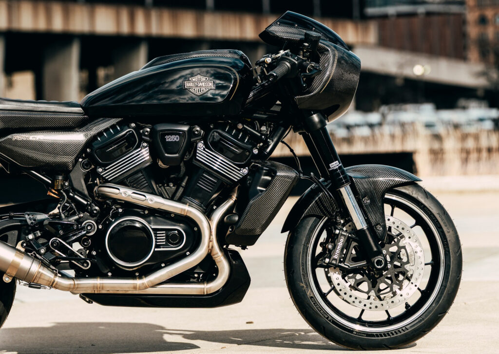 Harley Davidson RMCR udany koncept nakeda nawiązującego do historii