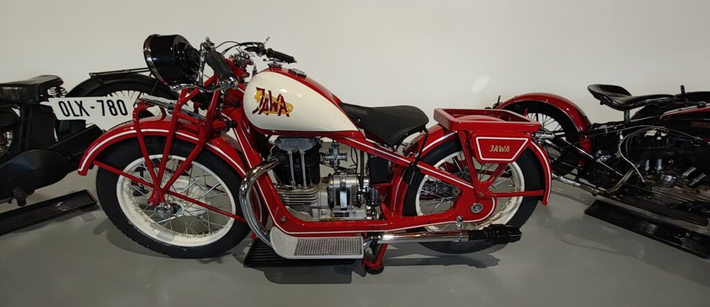 Automoto Museum Lucany - muzeum motoryzacji, które trzeba odwiedzić!