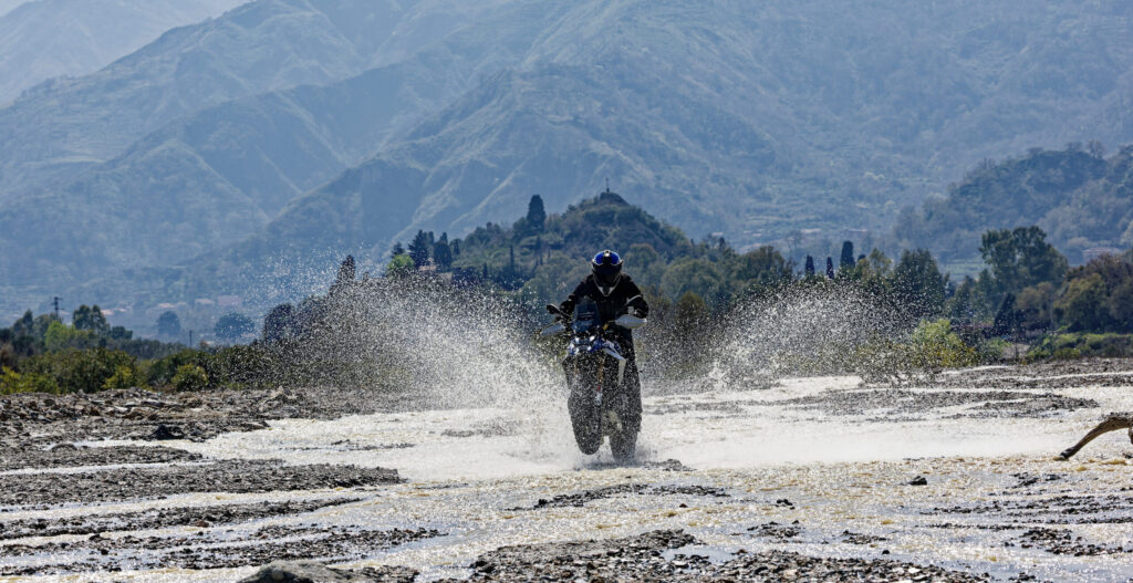 BMW F 450 GS - uniwersalny, niezobowiązujący i przyjazny sprzęt na codzień