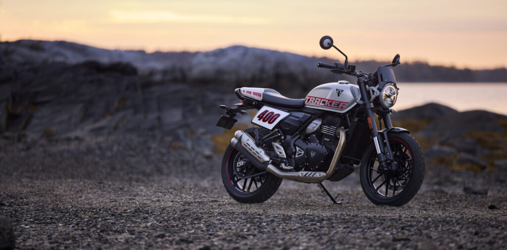 Rodzina Triumoh 400 powiększyła się o modele Thruxton 400 i Tracker 400