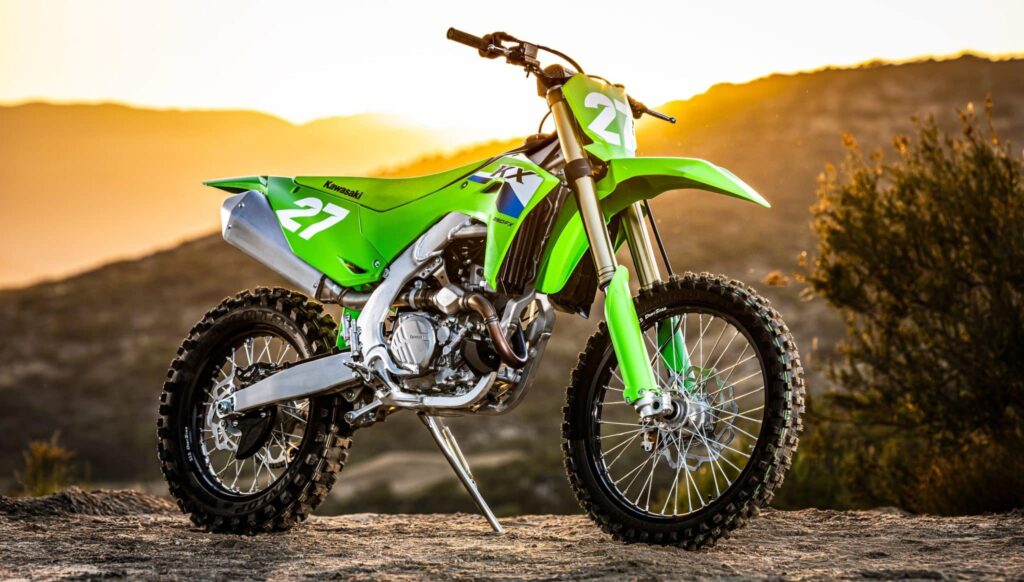 Kawasaki KX 450 F i KX 250 F - nowe crossy na sezon 2027