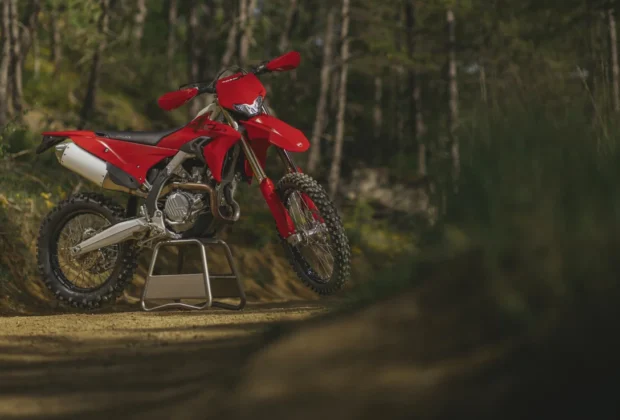 Desmo 450 EDS - Ducati wkracza w świat enduro.