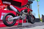 Ducati Desmo 450 SM - pierwsze, fabryczne supermoto z Borgo Panigale