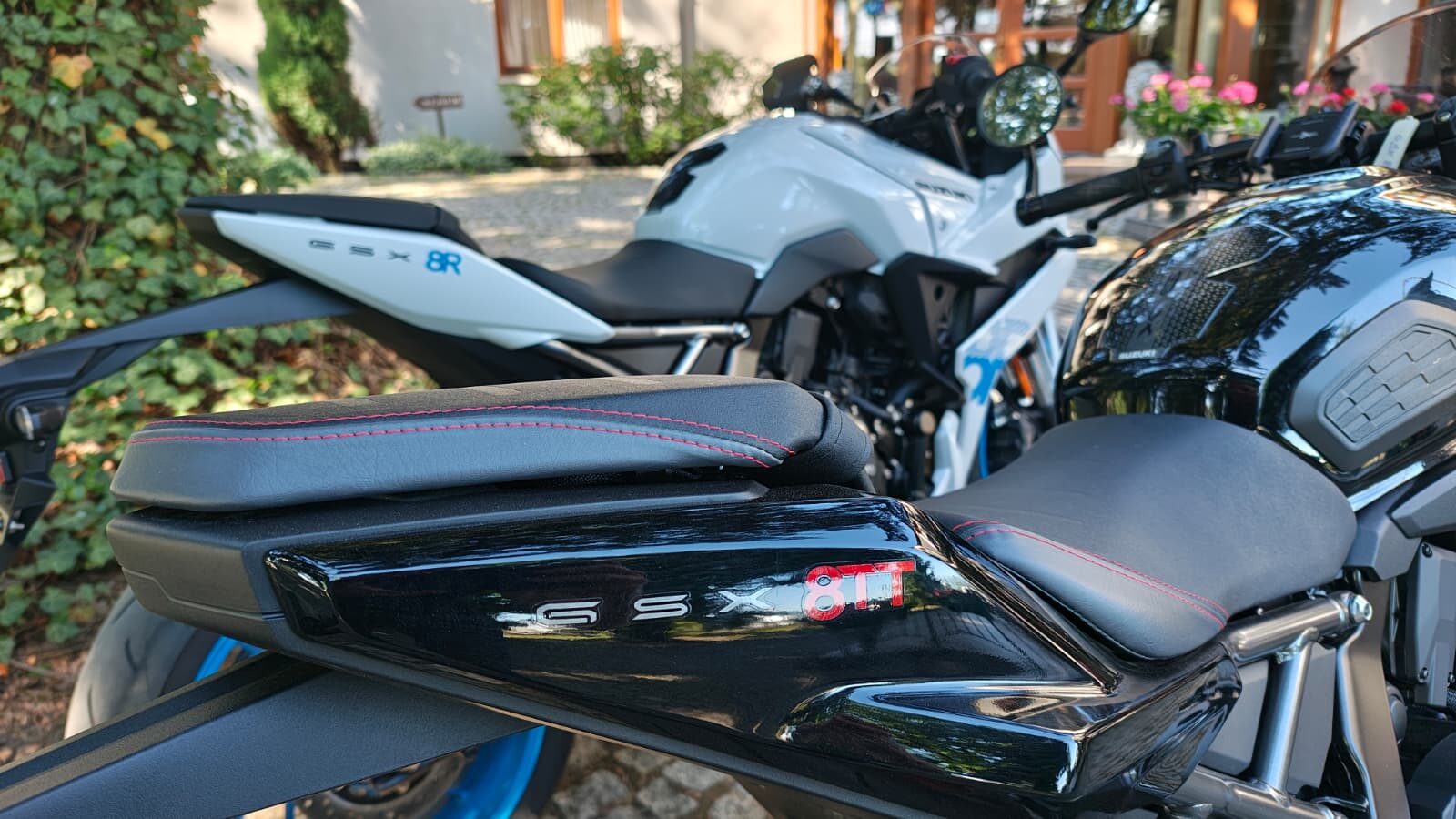 Suzuki GSX 8R i GSX 8TT - testujemy i porównujemy