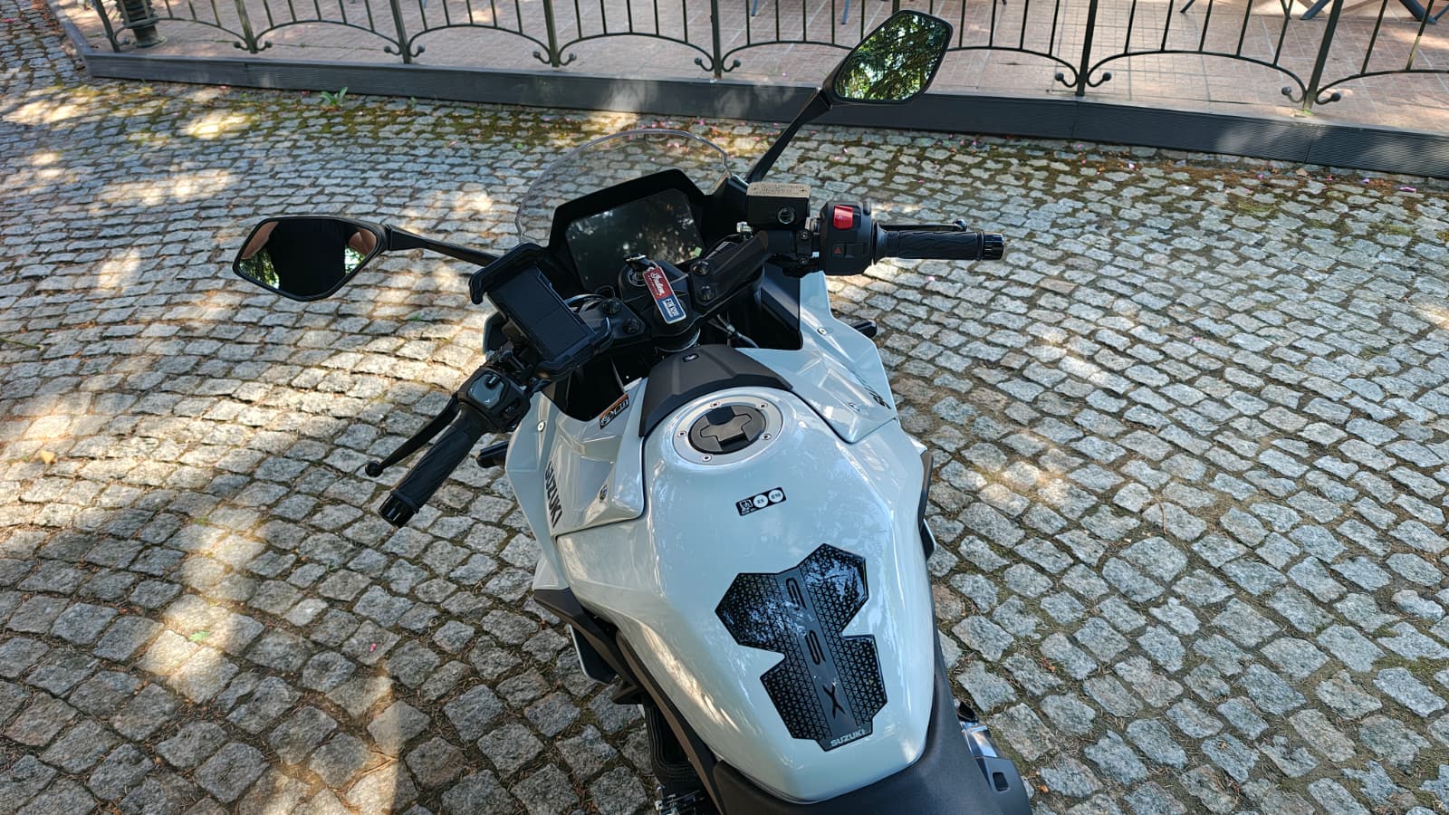 Suzuki GSX 8R i GSX 8TT - testujemy i porównujemy