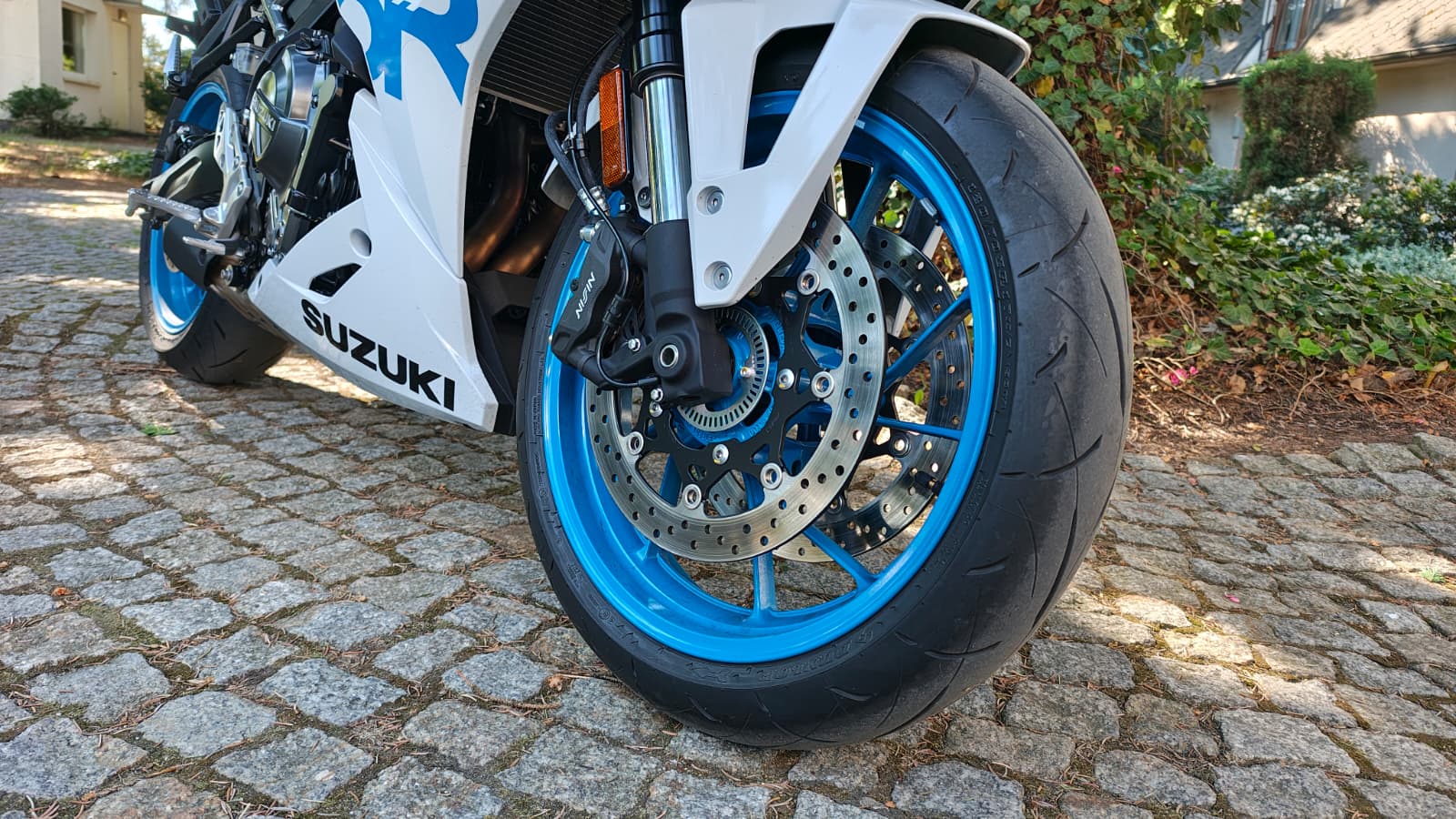 Suzuki GSX 8R i GSX 8TT - testujemy i porównujemy