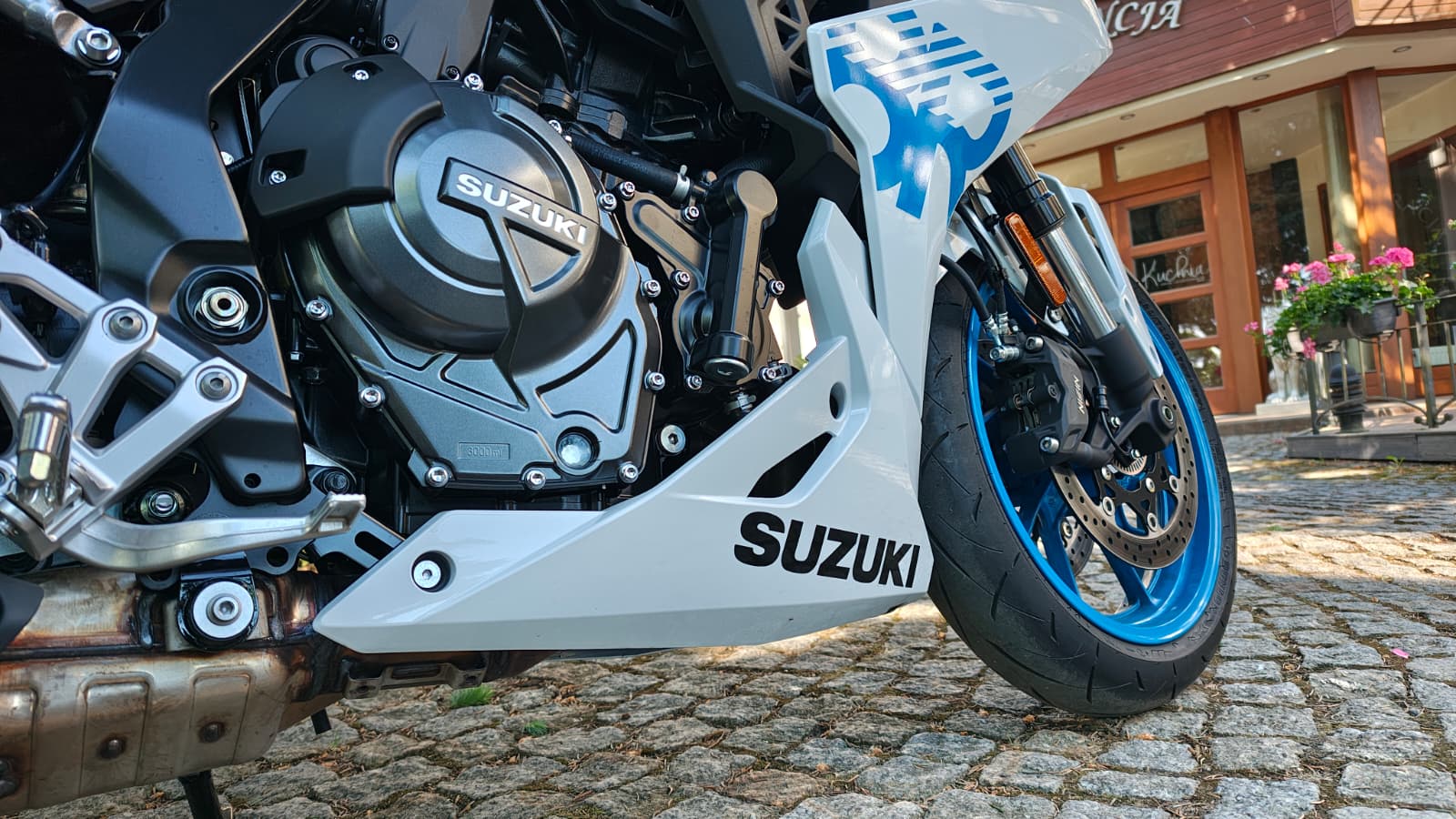 Suzuki GSX 8R i GSX 8TT - testujemy i porównujemy