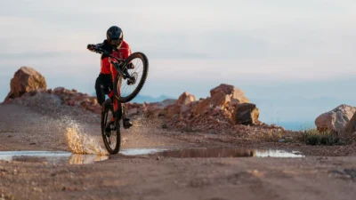 Ducati odświeża gamę rowerową prezentując model szosowy, gravel, oraz e-emtb o charakterystyce trailowej i enduro.